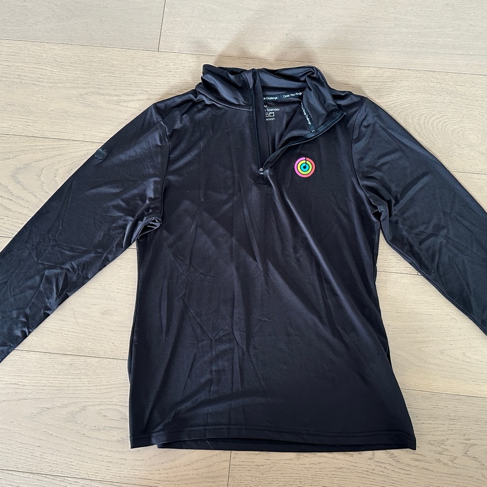 Apple logo pull over shirt